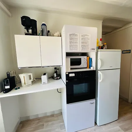 Centre A Pied - Grande Terrasse - Garage Prive *